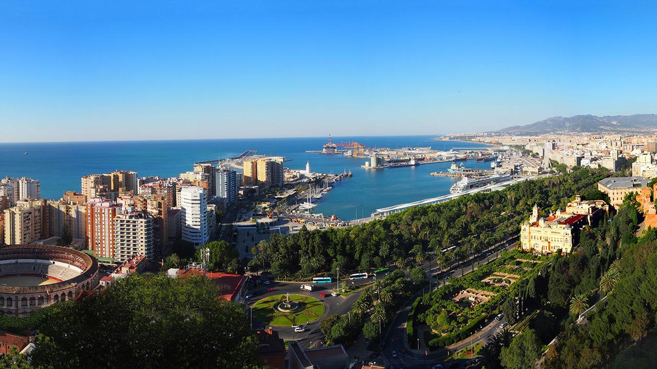 P&P Apartmens Alamos Malaga Luaran gambar