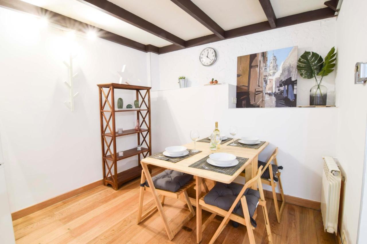 P&P Apartmens Alamos Malaga Bilik gambar